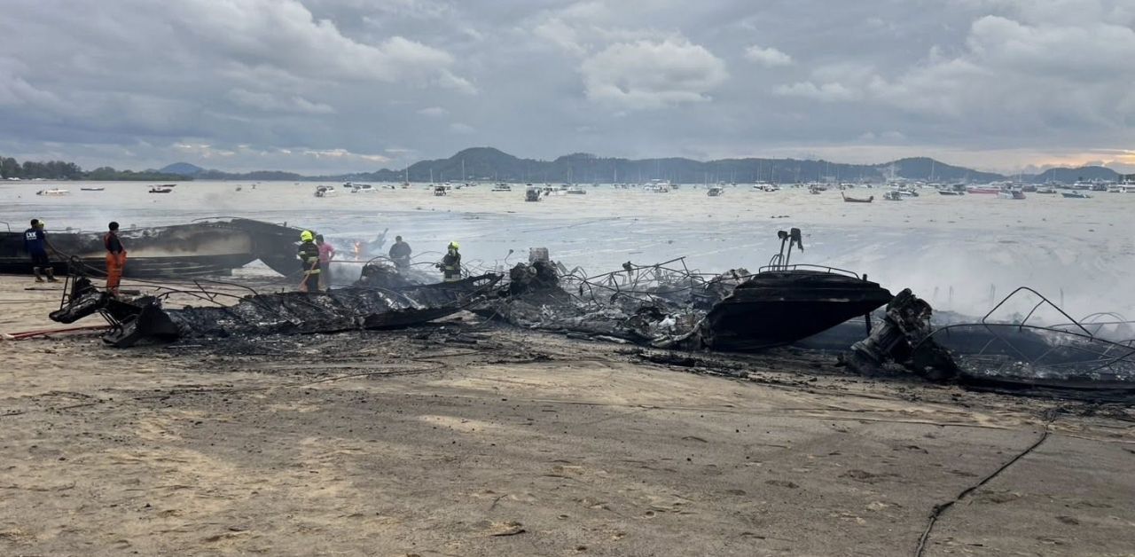 Ten speedboats damaged in fire