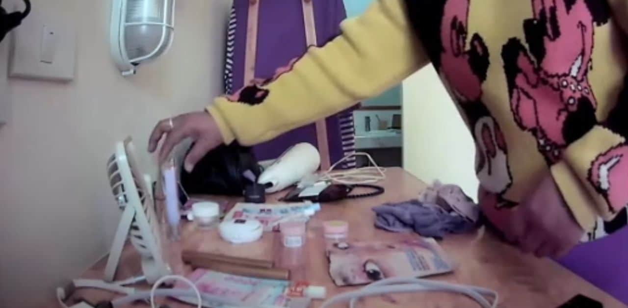 Thai resort staff use guest's personal belongings