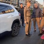 Rival students open fire on Bangkok road, injuring 2 teens and innocent woman | Thaiger