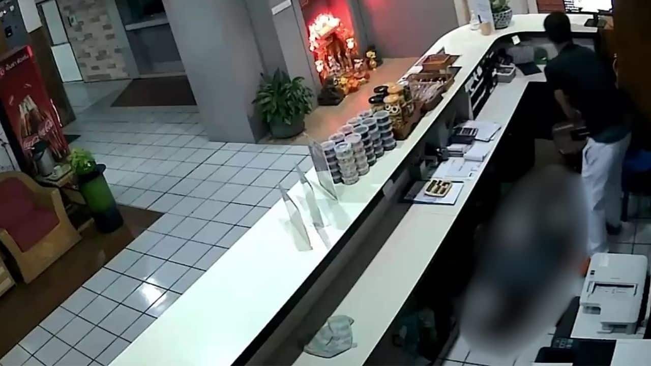 Thai man at large after killing Hua Hin hotel receptionist