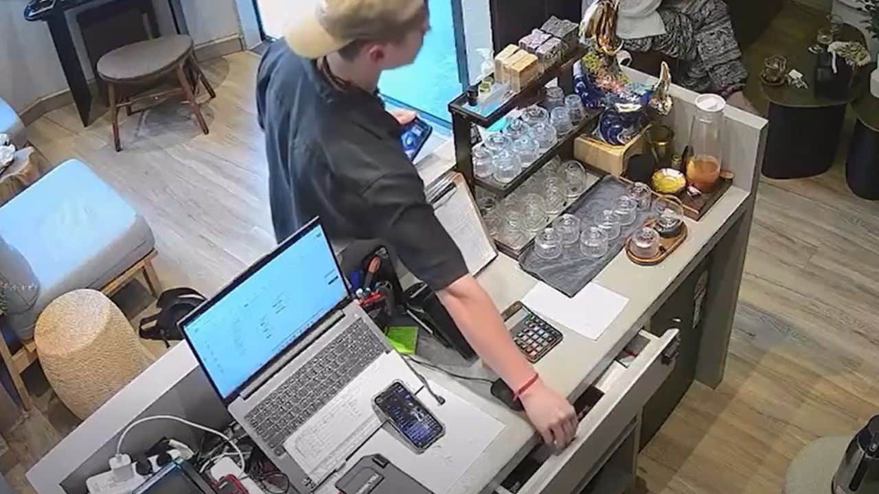 Foreign thief steals from Phuket spa