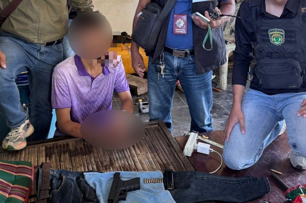 Профессор арестован после употребления мета и незаконного хранения оружия в заброшенном доме