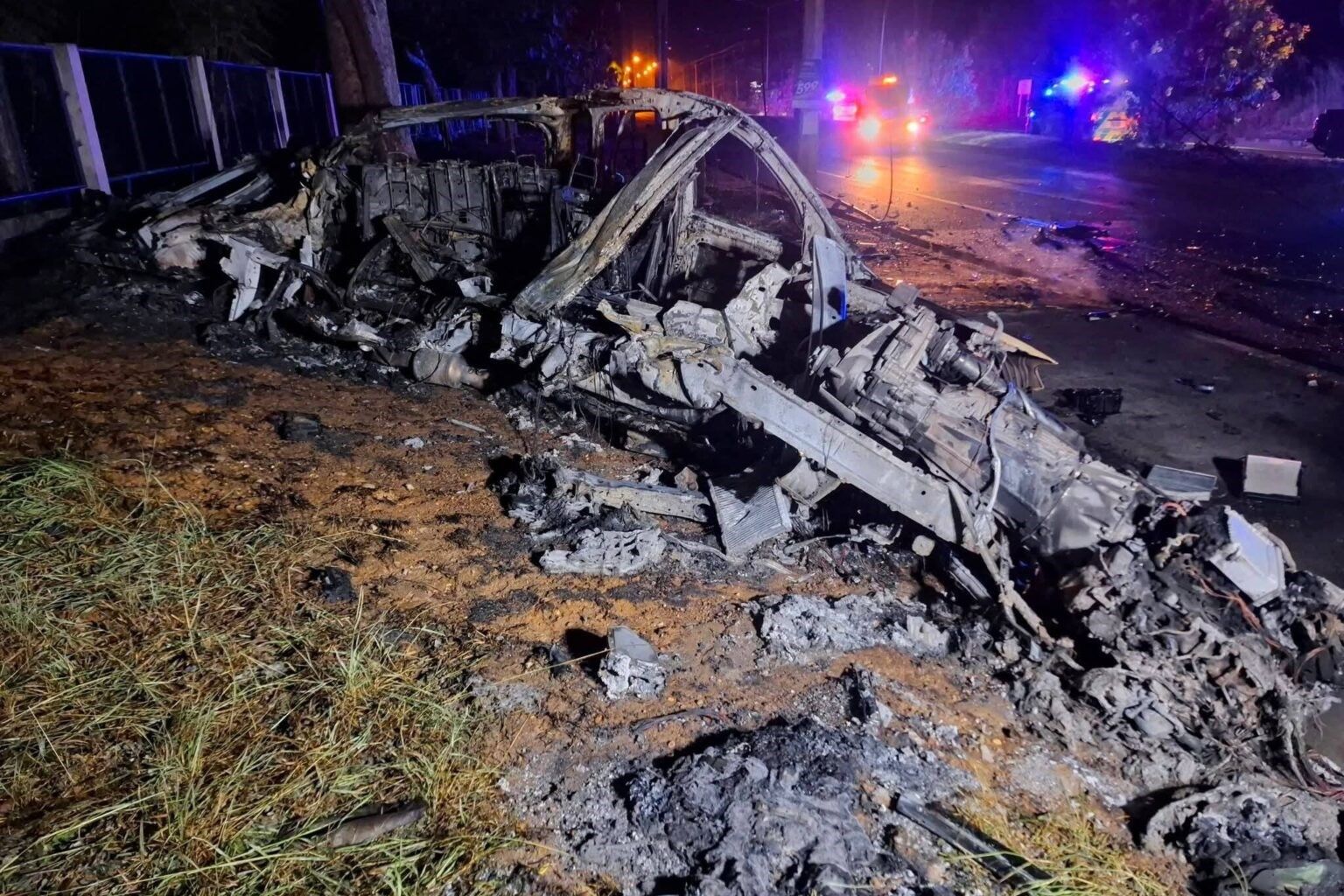 Retail tycoon dies after Mercedes crashes and caused blackout | News by Thaiger