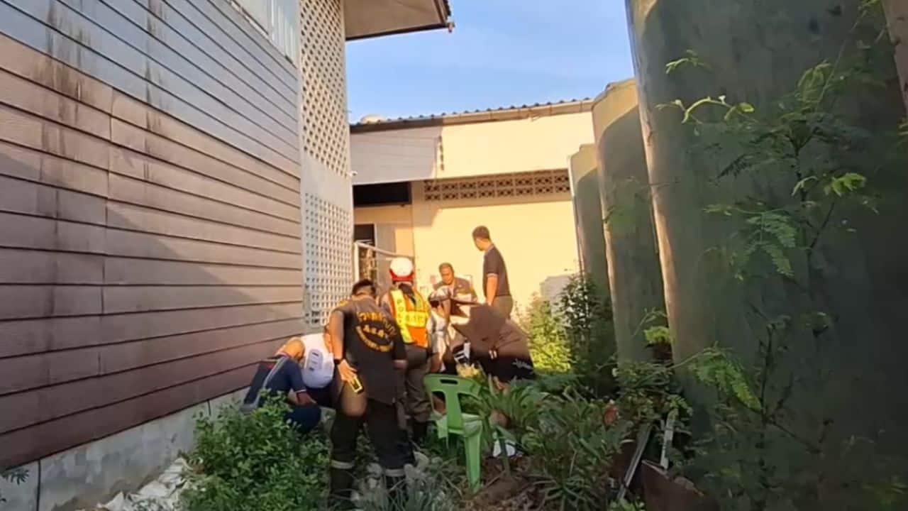 Primary school building in Samut Prakan where student fell from second floor