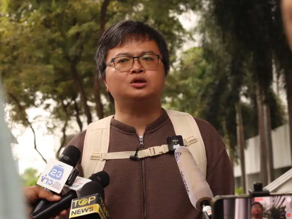 Thai man gets 30 years in jail for monarchy-related tweets | News by Thaiger