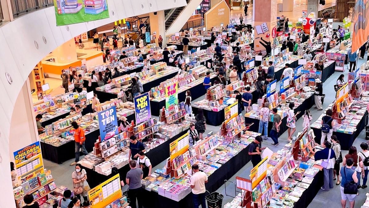 The Big Bad Wolf Book Fair at Seacon Bangkae Hall