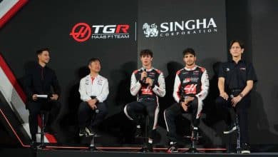 Singha shakes hands with TGR Haas, marking its 17th year in Formula 1 | Thaiger