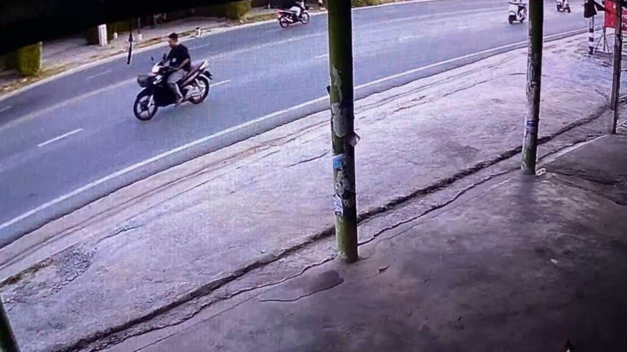 Thai man escapes from Chon Buri to Rayong after violent motorcycle theft