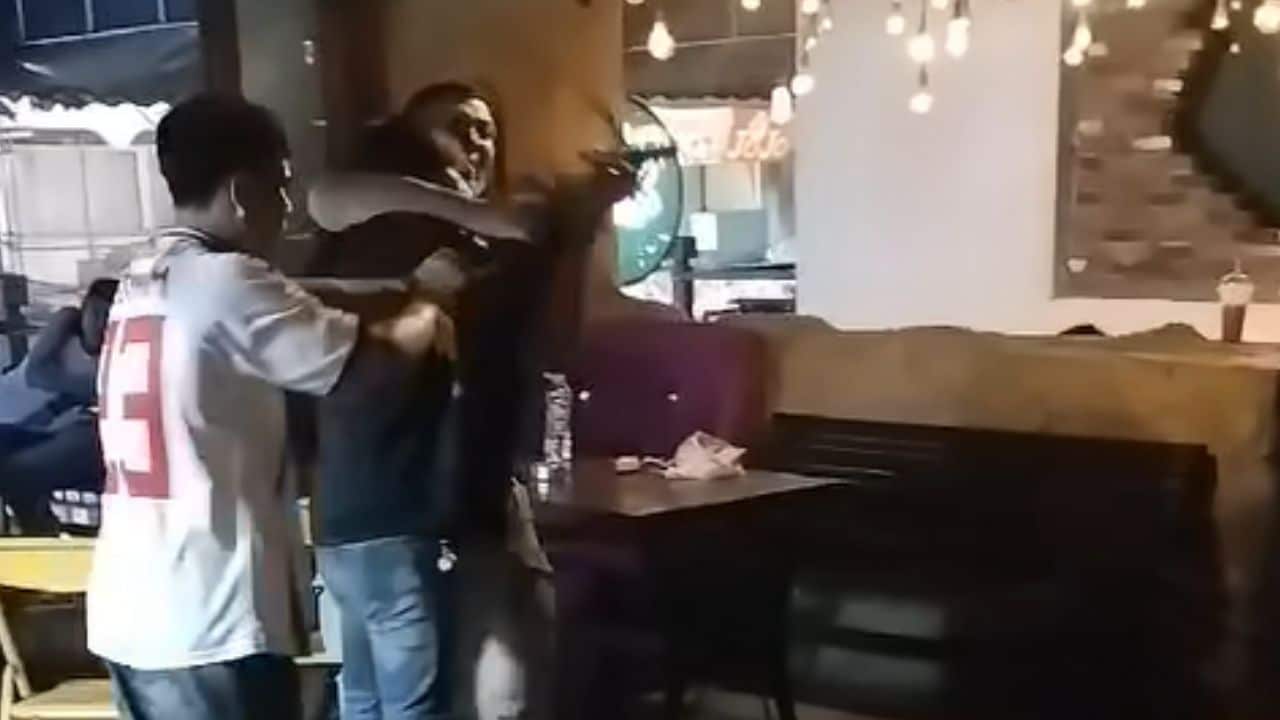 shooting on Khao San Road injures 2 innocent victims