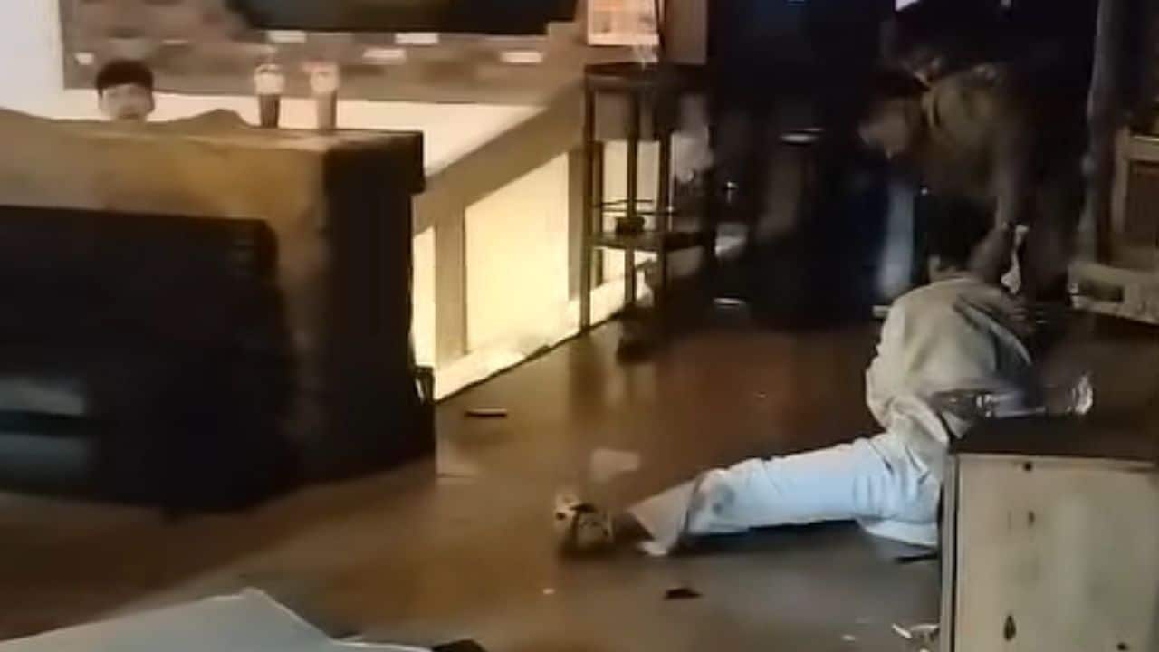 Shooting on Khao San Road