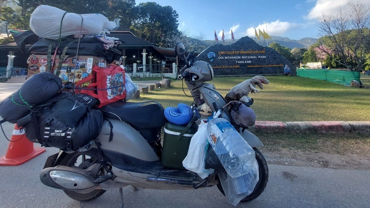 Kanchanaburi hotel rejects guest over appearance