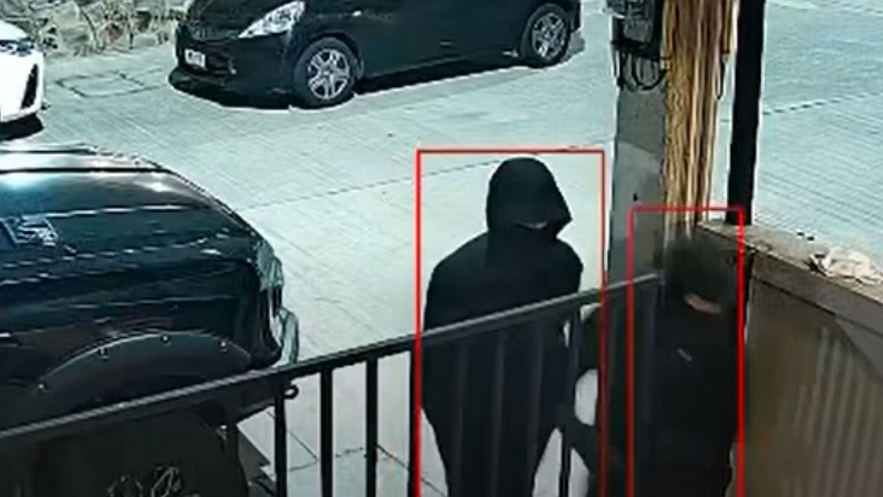 4 foreign thieves rob British man and Thai wife in Pattaya