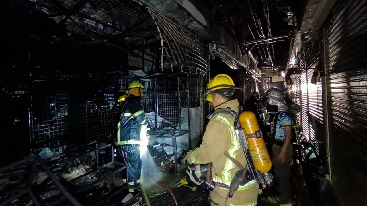 Bangkok weekend market blaze