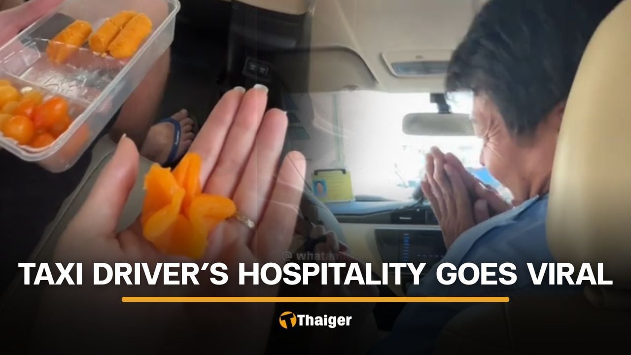 Thai taxi driver wins hearts after sharing desserts with Australian tourists | Thaiger