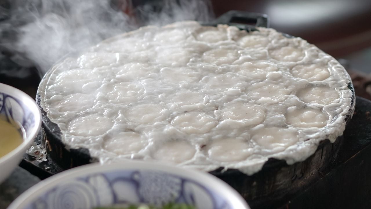 Thai kanom krok in world's best pancakes