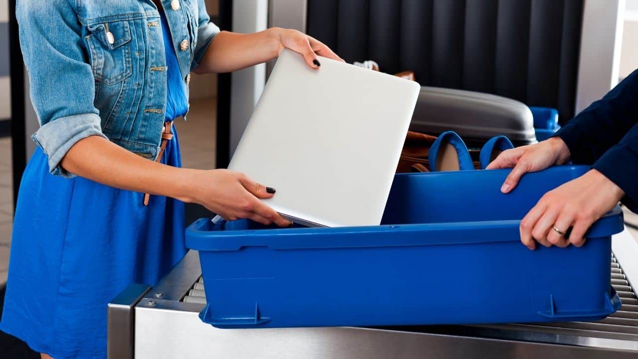 Airport issues an apology over rude staff and poor service