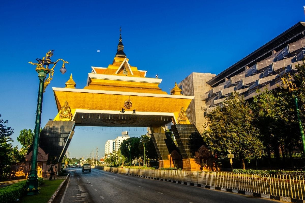 quiet thai provinces - khon kaen