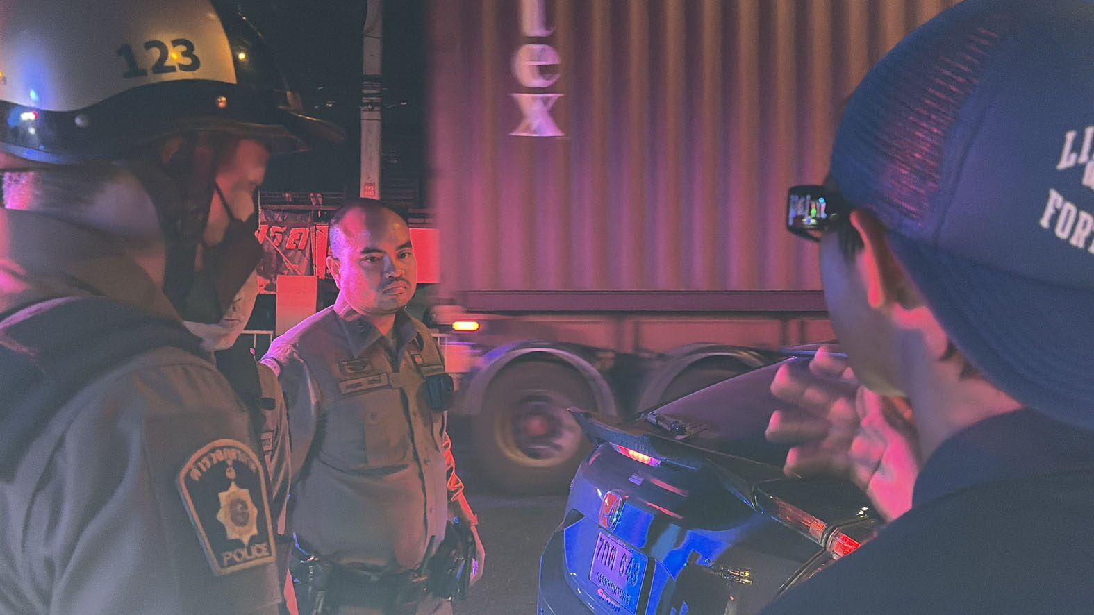 Police hunt suspect after immigration officer's fatal stabbing | News by Thaiger