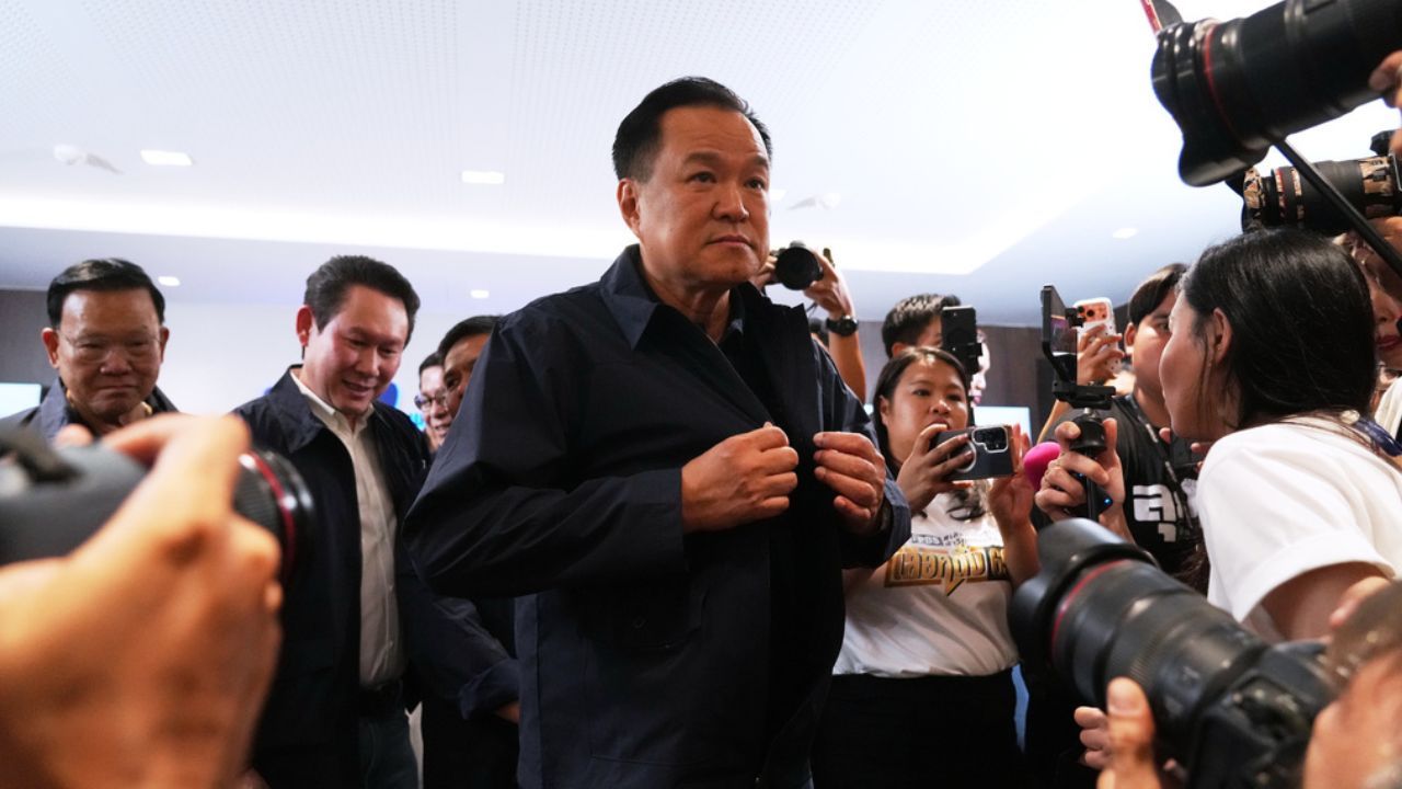 Thailand Prime Minister Anutin Charnvirakul leaves press conference after 2026 election