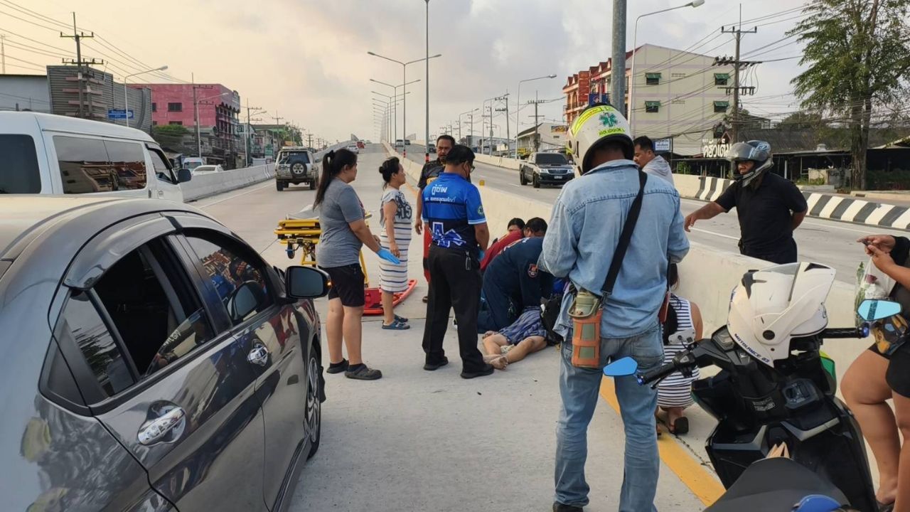 Elderly woman injured in Sattahip crash as police review dashcam