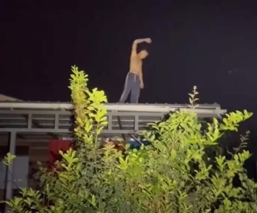 Man held in Udon Thani after roof climb, claims aliens targeted him