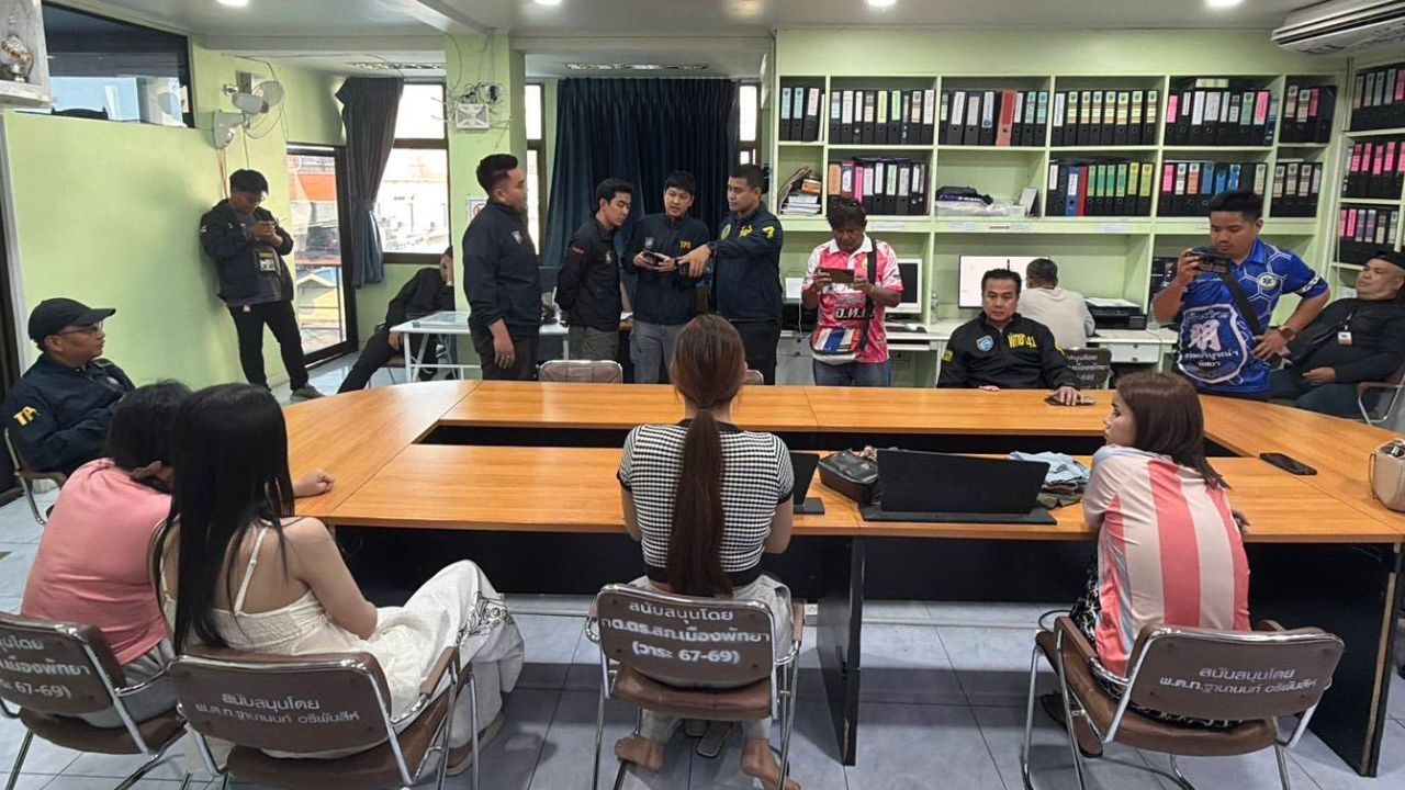 Transgender group arrested after theft and assault on German man