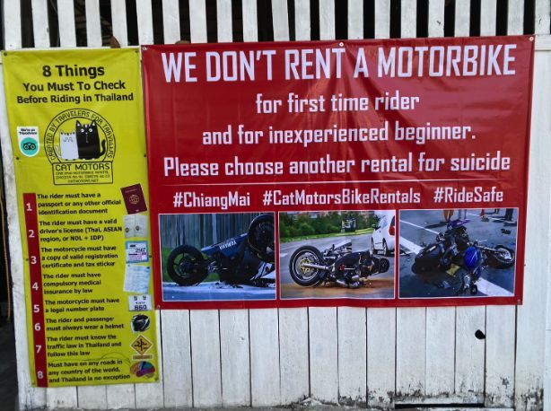 A harsh sign, a serious message: Chiang Mai scooter and motorbike rental's warning sparks debate online | News by Thaiger