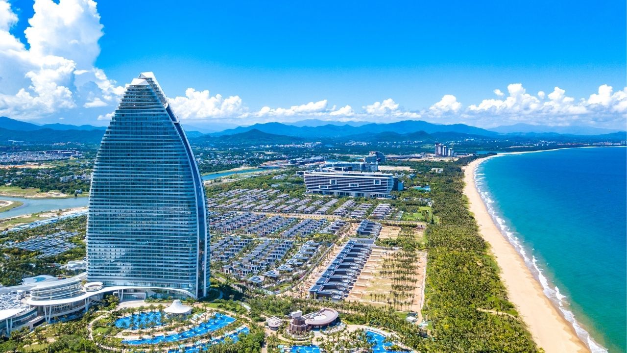 Why Thai travellers keep queuing for Singapore’s Hainanese chicken rice | News by Thaiger