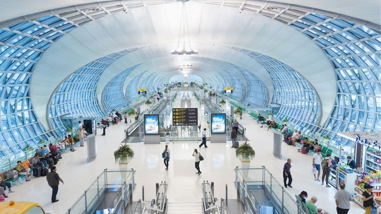 Can immigration check your phone when you arrive in Thailand? | News by Thaiger