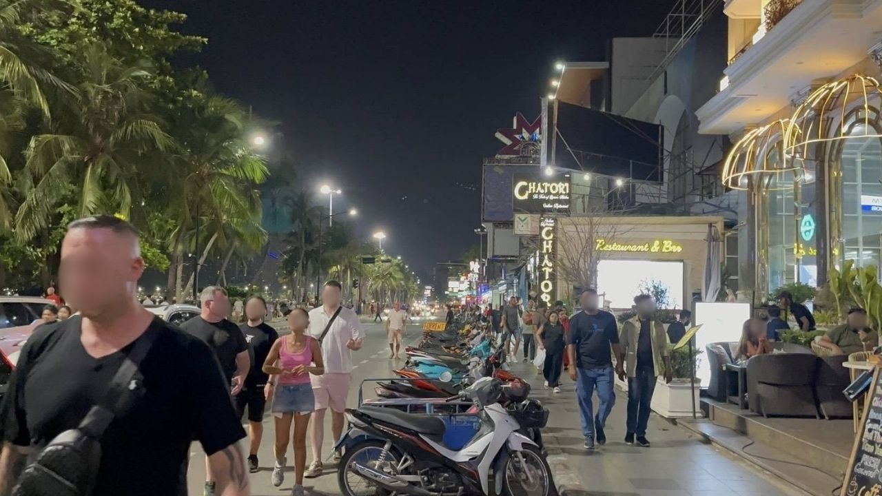 Pattaya Beach road