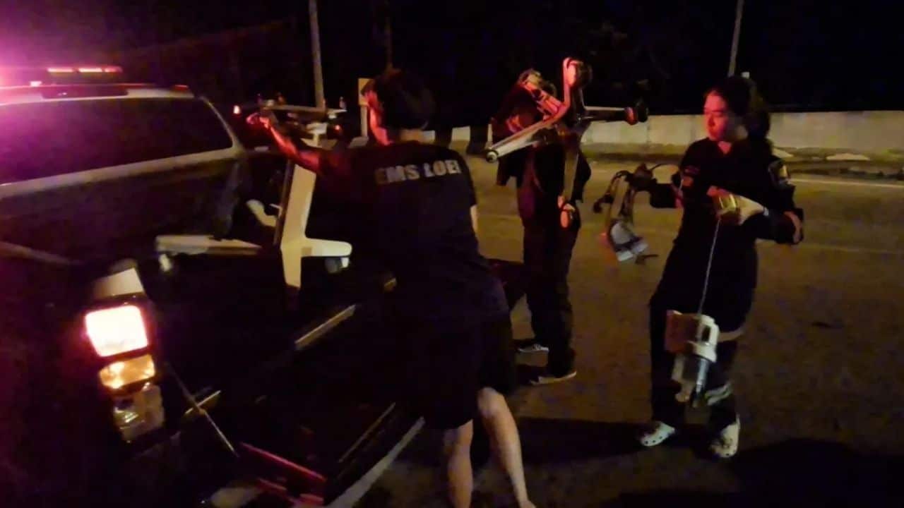 Thai medical worker steals equipment to fund glambling