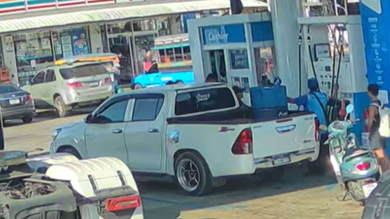 Fuel theft in Songkhla