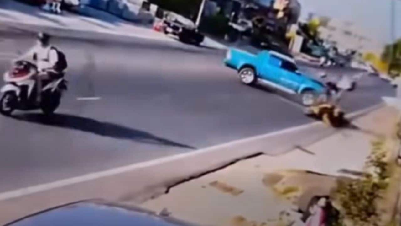 Foreign woman crashes and kills Thai motorcyclist in Phuket