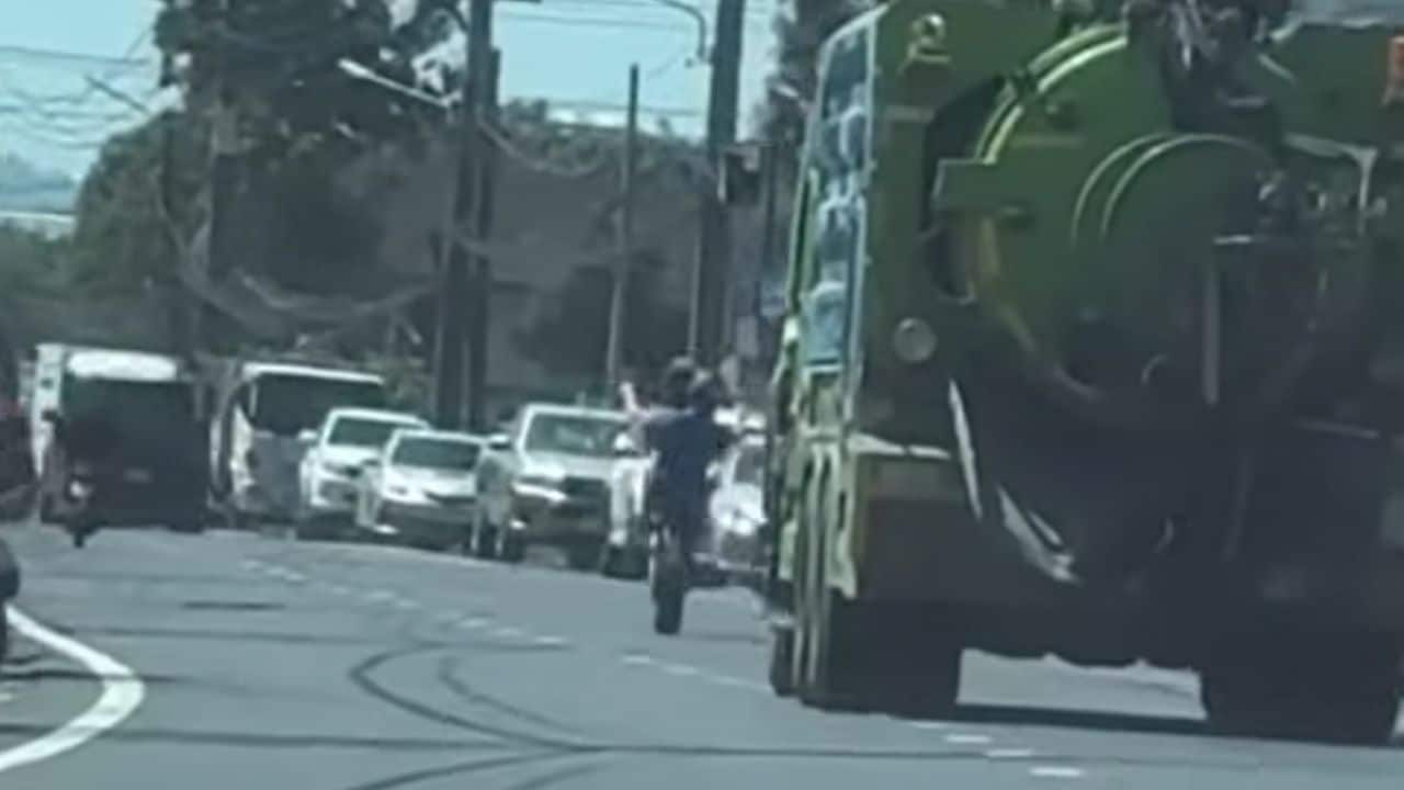 Foreign motorcyclists arrested on wheelies