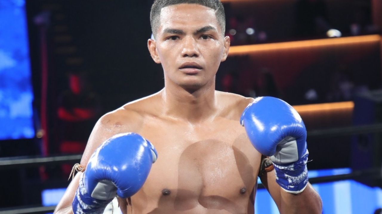 Muay Thai boxer Pharuehatnoi S. Sommai