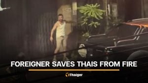 Foreign man praised for helping residents evacuate during fire | Thaiger