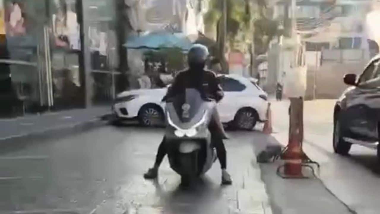 Motorcycle taxi rider alleges app rider punched her in Pattaya