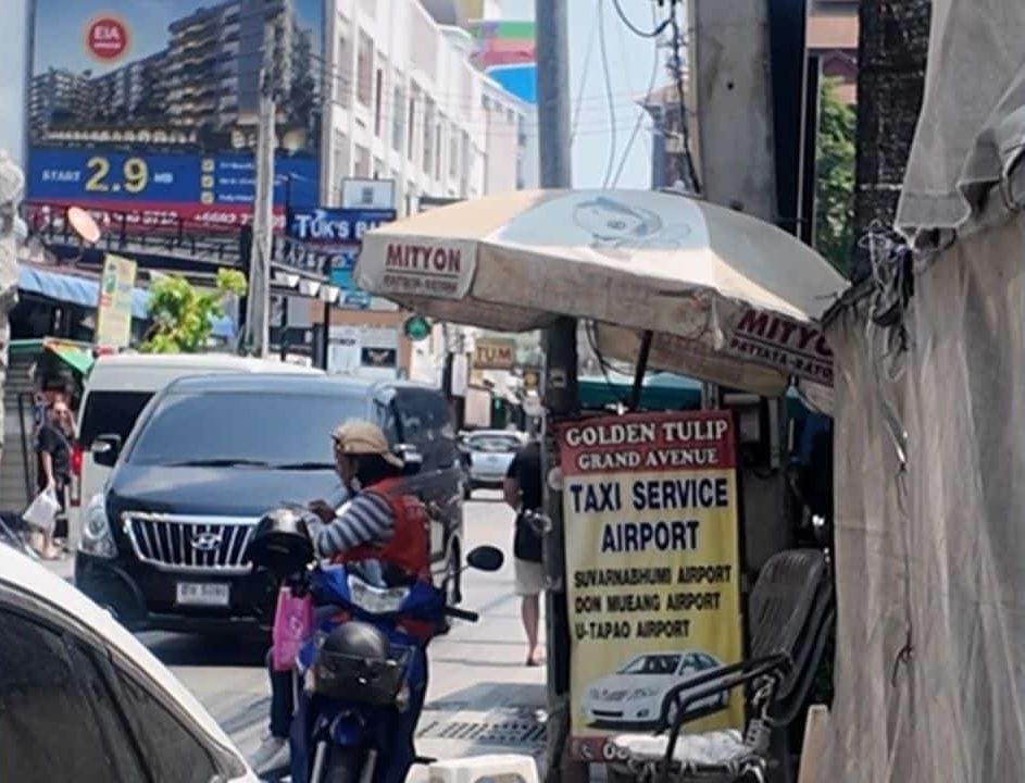 Motorcycle taxi rider alleges app rider punched her in Pattaya