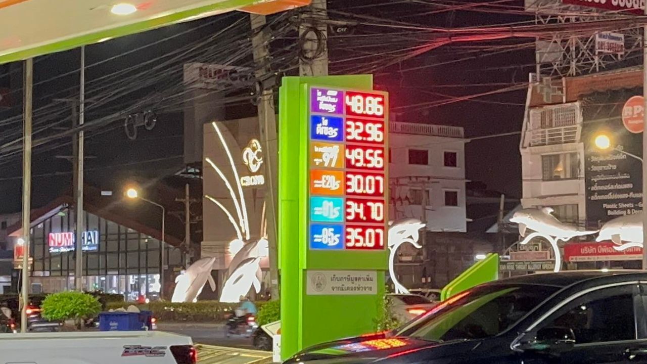 Long queues form at Pattaya stations as fuel price hike takes effect