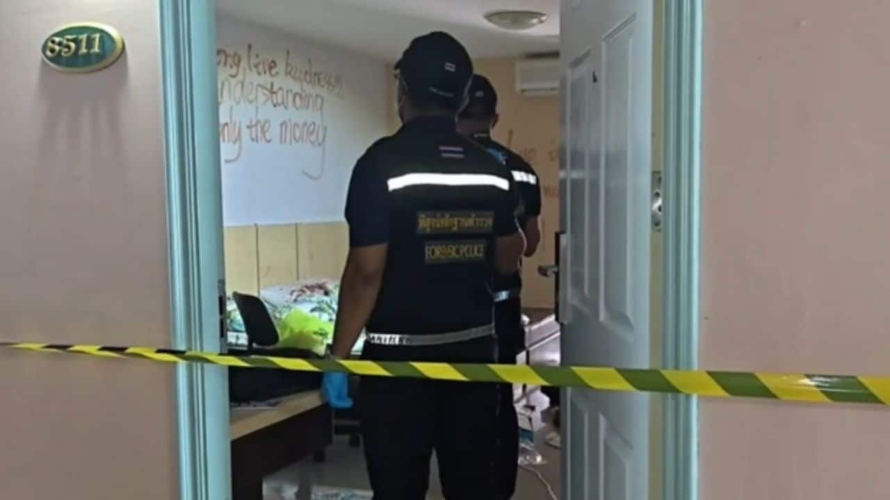 Chinese man murder suicide Pathum Thani