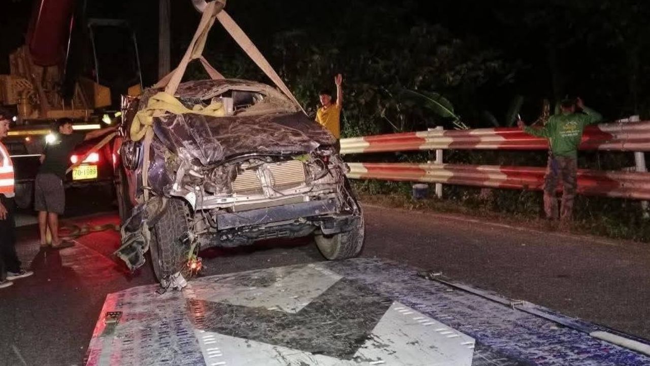 Pickup truck accident in Nan