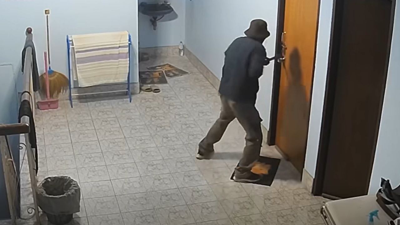 Uncle betrays nephew-in-law facilitating thieves in gold theft