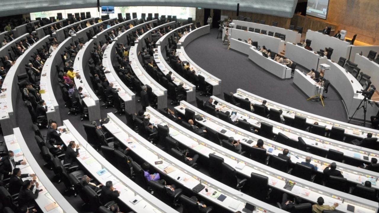 Thai senate to pay for their lunch after public criticism