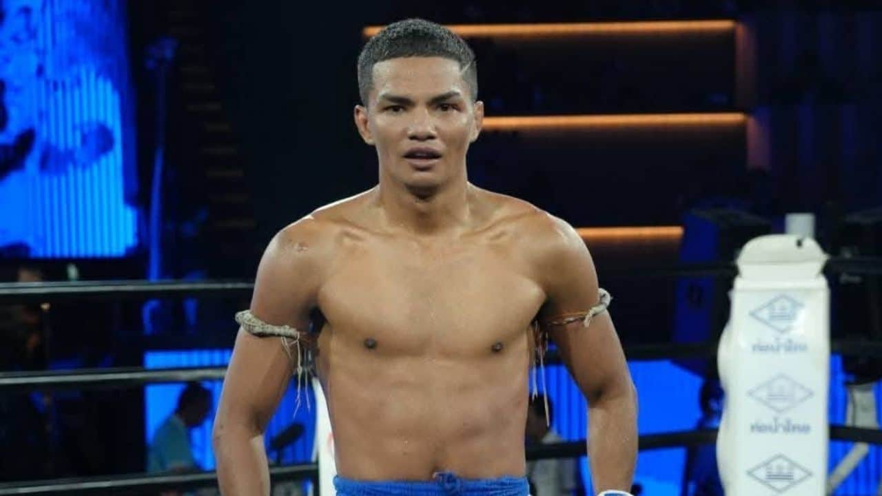 Muay Thai boxer Pharuehatnoi S. Sommai