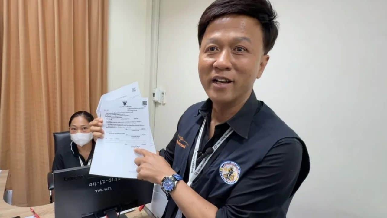 Citizenship fraud fake birth certificate