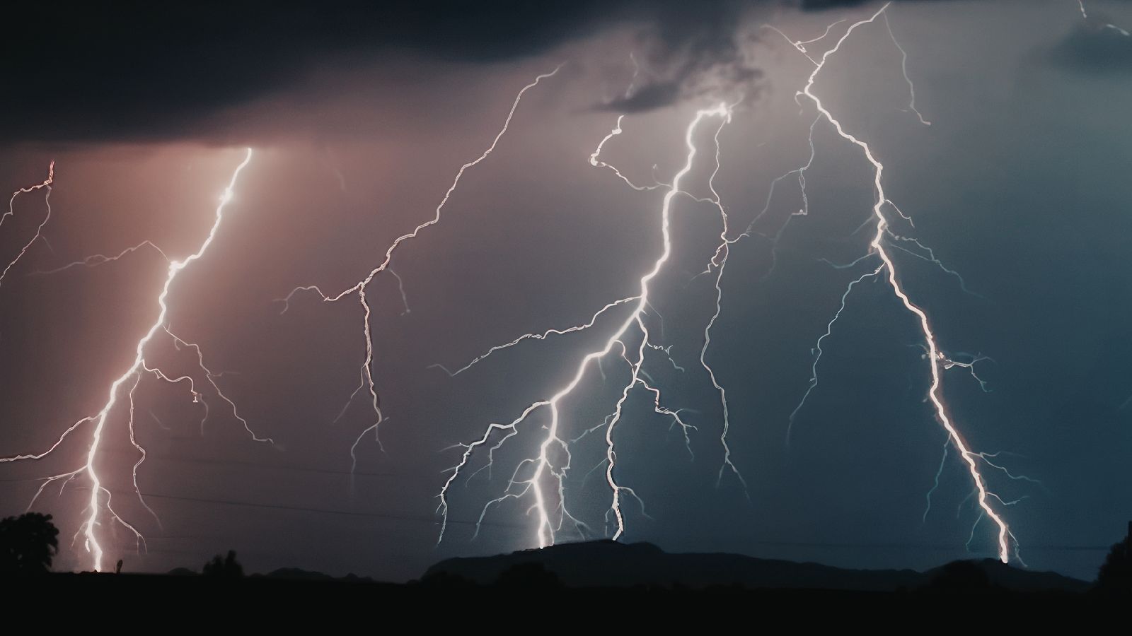 Thailand braces for summer storms with potential hail and lightning | News by Thaiger