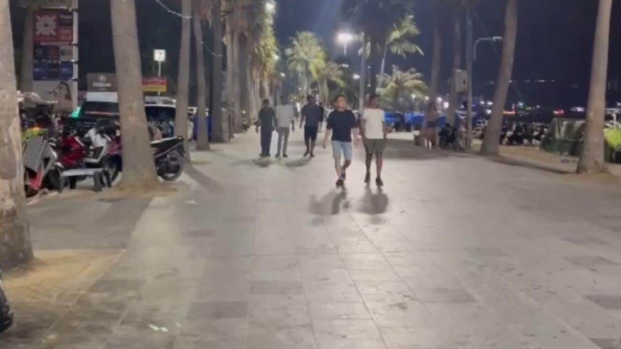 Police are investigating after an Indian tourist in Pattaya reported 25,000 baht stolen following a meeting with a transgender woman.