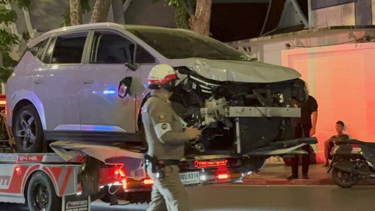 Police are investigating a convenience store crash in Bangkok after an electric car crashed inside, injuring eight people and damaging shops.
