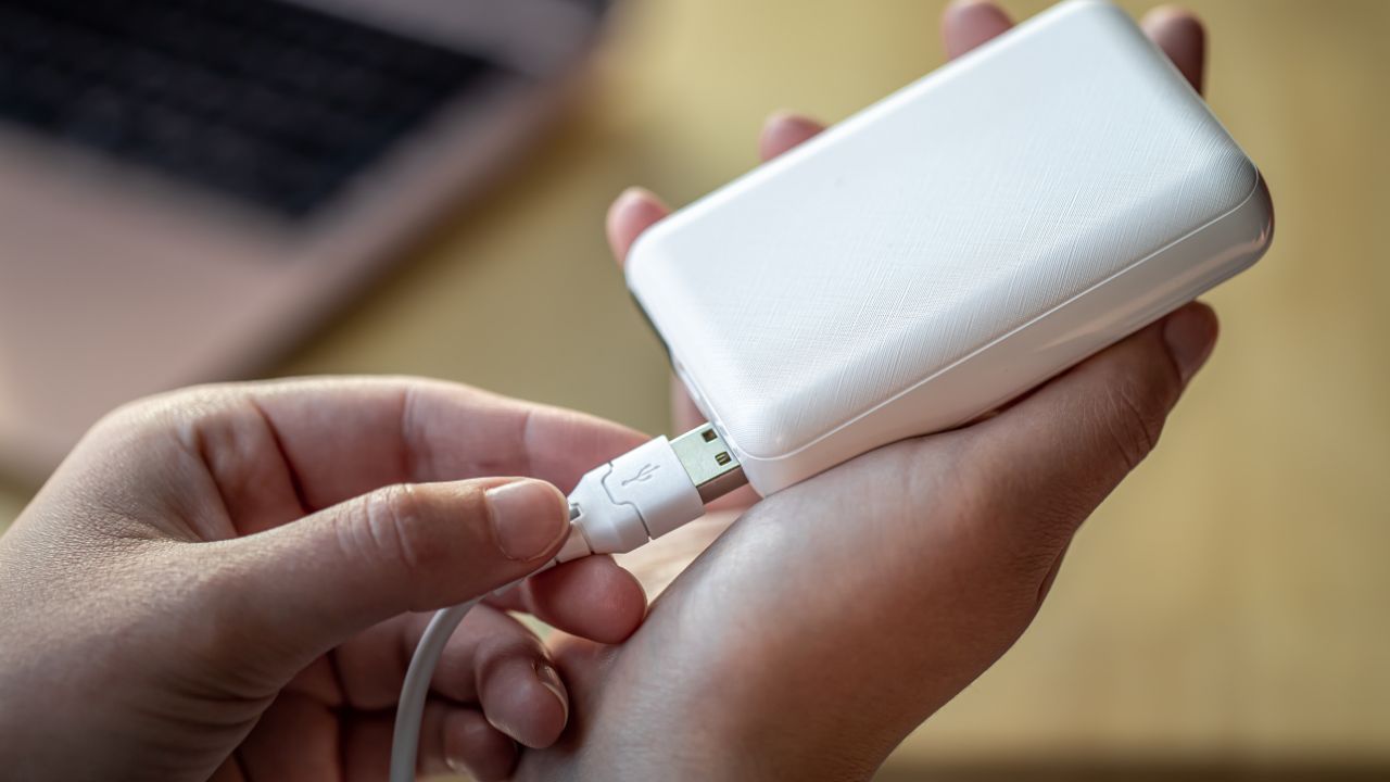 Thai Airways power bank rules took effect on March 27, allowing two devices per passenger but banning onboard use and charging.
