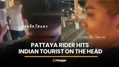 Rider filmed hitting Indian tourist on the head in Pattaya | Thaiger